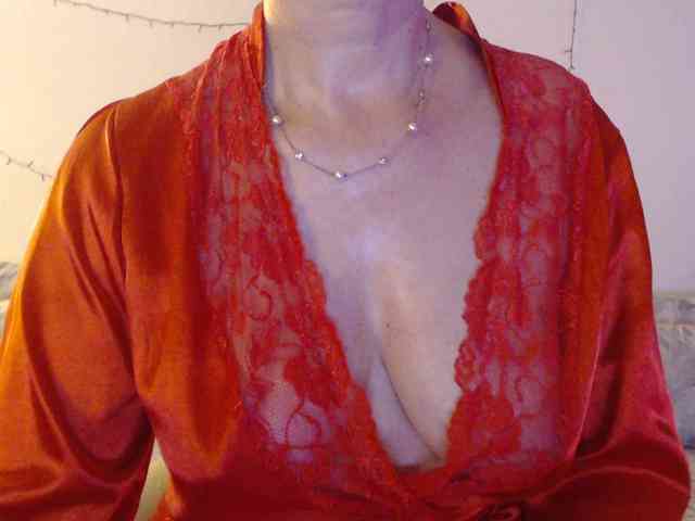 goodSnowQueen goodSnowQueen