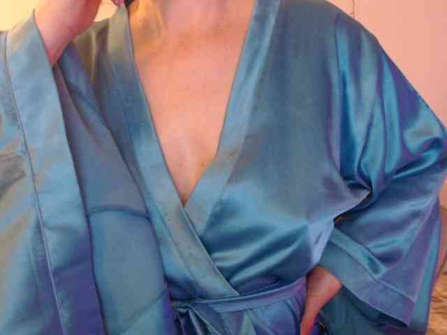 goodSnowQueen webcam