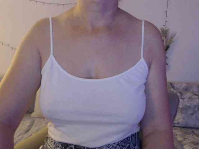 goodSnowQueen goodSnowQueen