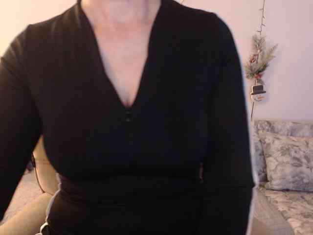 goodSnowQueen webcam