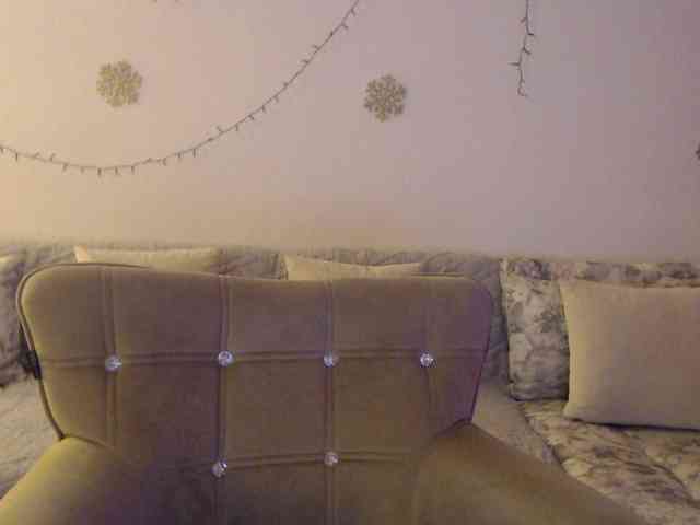 goodSnowQueen goodSnowQueen