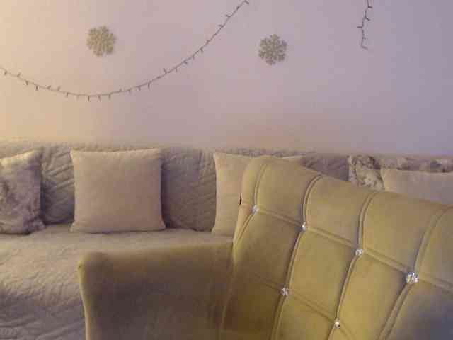 goodSnowQueen goodSnowQueen