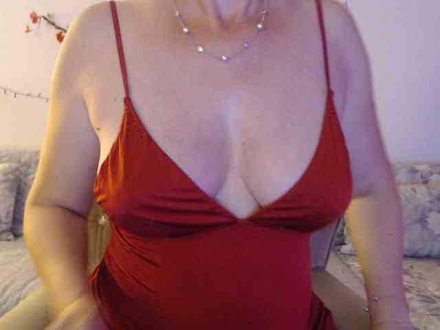 goodSnowQueen webcam