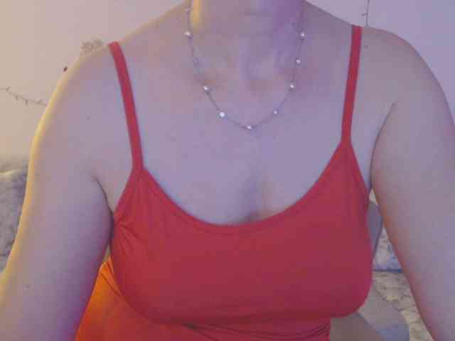 goodSnowQueen webcam