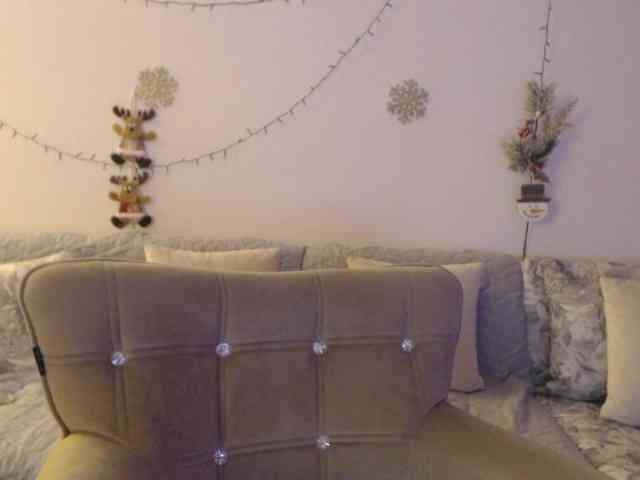 goodSnowQueen goodSnowQueen