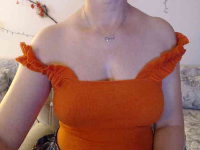 goodSnowQueen webcam
