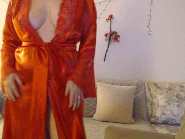 goodSnowQueen webcam