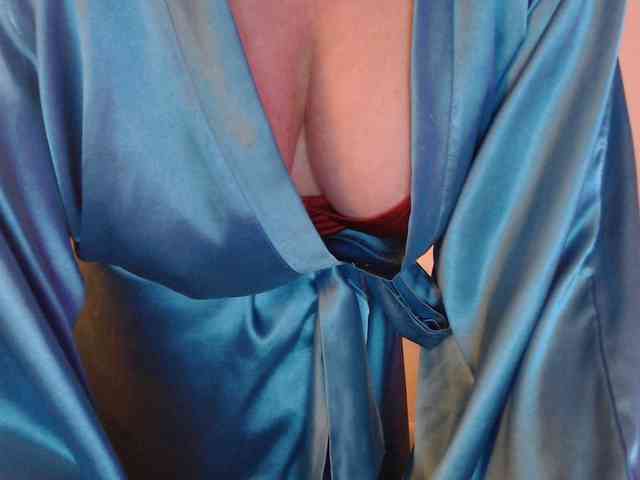 goodSnowQueen webcam