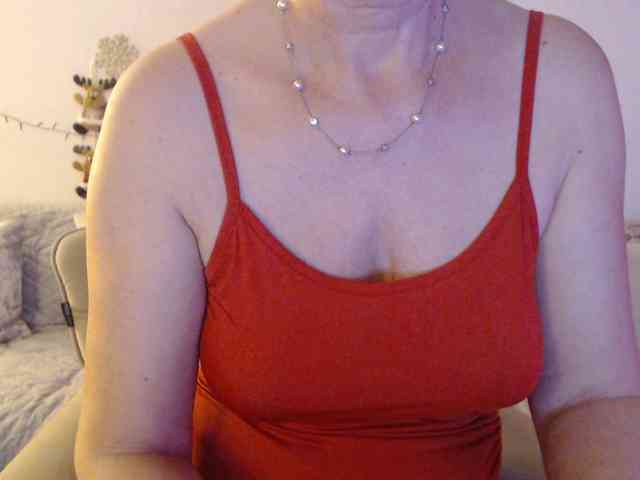 goodSnowQueen webcam