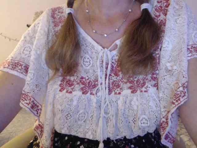 goodSnowQueen webcam