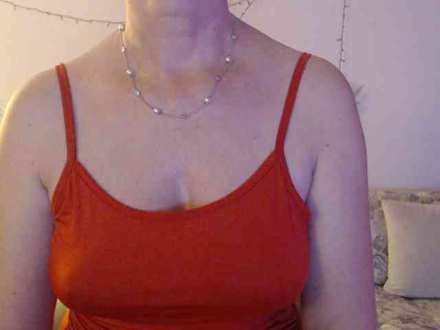 goodSnowQueen webcam