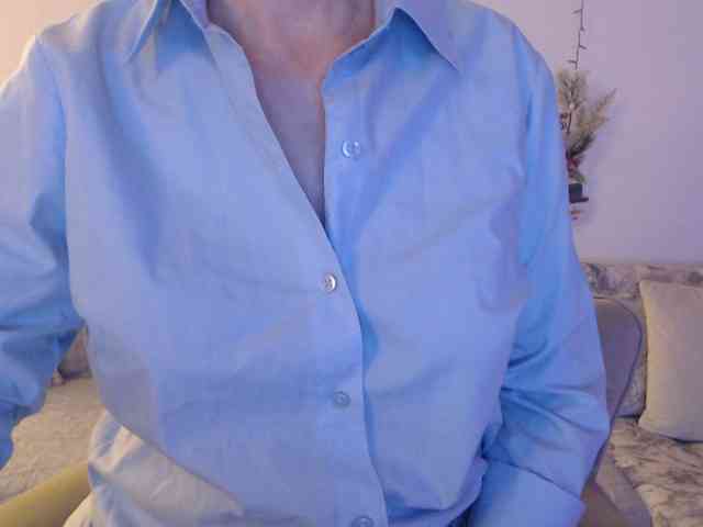 goodSnowQueen webcam