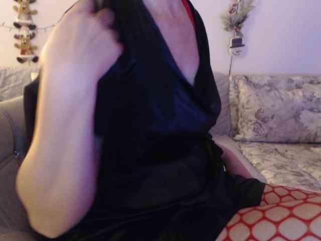 goodSnowQueen webcam