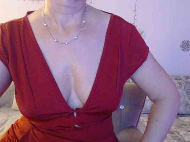 goodSnowQueen webcam