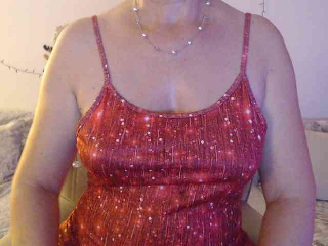 goodSnowQueen webcam