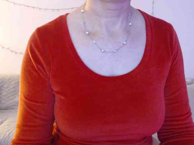 goodSnowQueen webcam