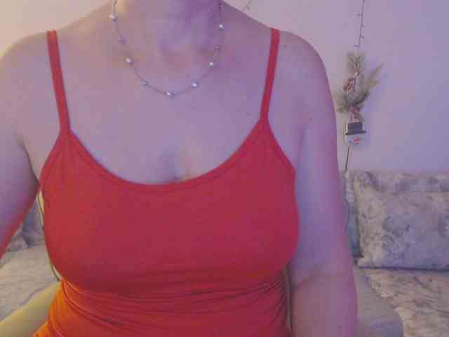 goodSnowQueen webcam