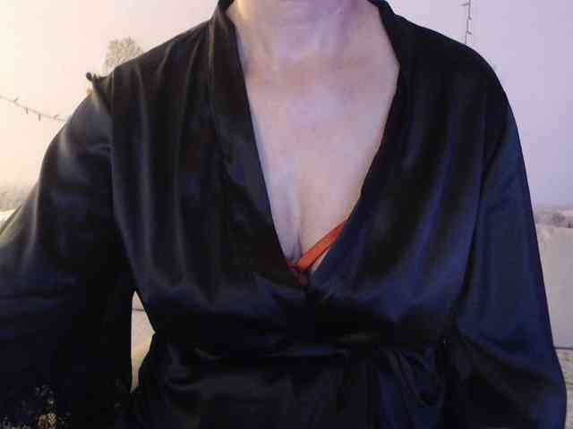 goodSnowQueen goodSnowQueen