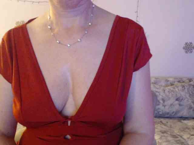 goodSnowQueen webcam