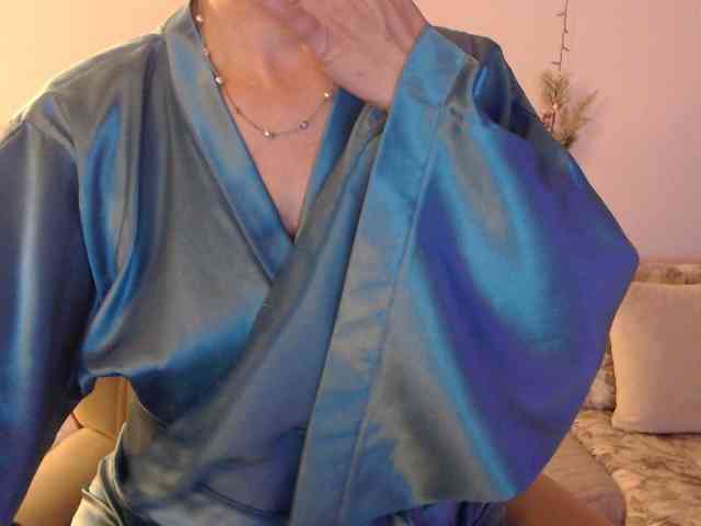 goodSnowQueen webcam