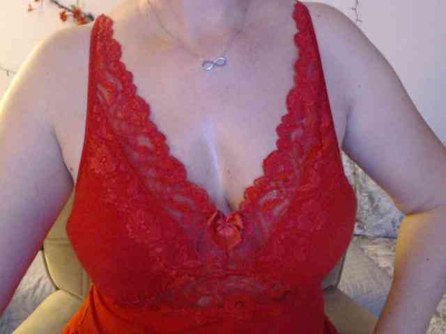 goodSnowQueen webcam