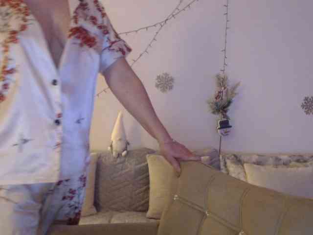 goodSnowQueen goodSnowQueen