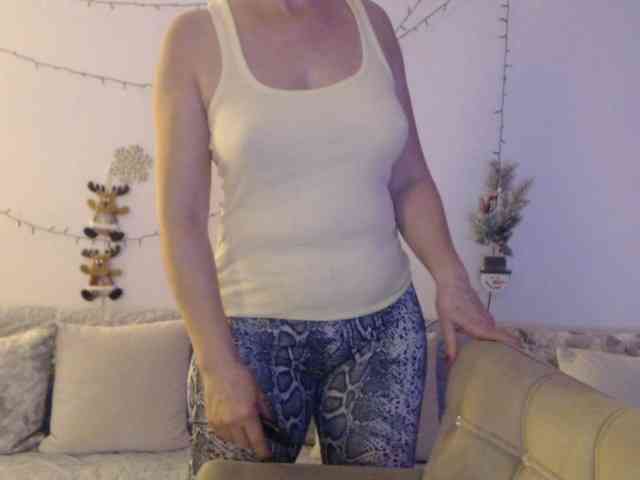 goodSnowQueen goodSnowQueen