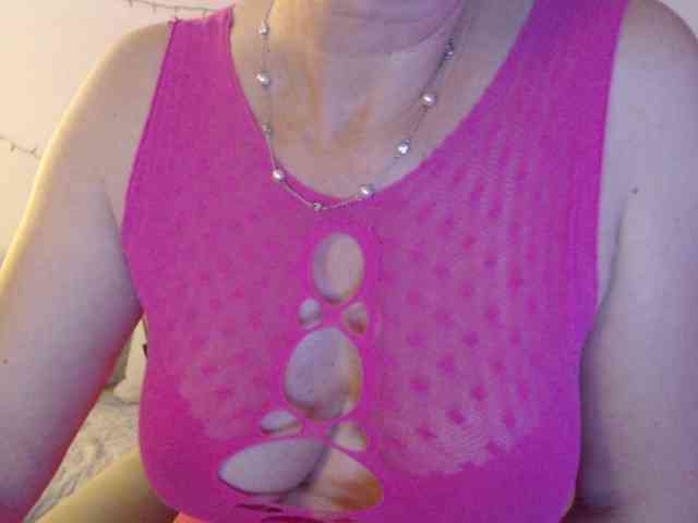 goodSnowQueen goodSnowQueen