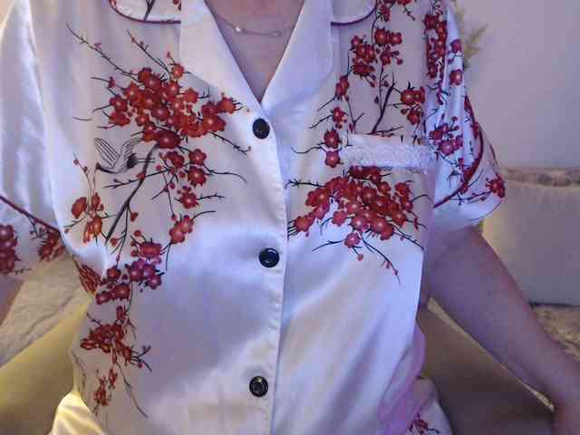 goodSnowQueen webcam