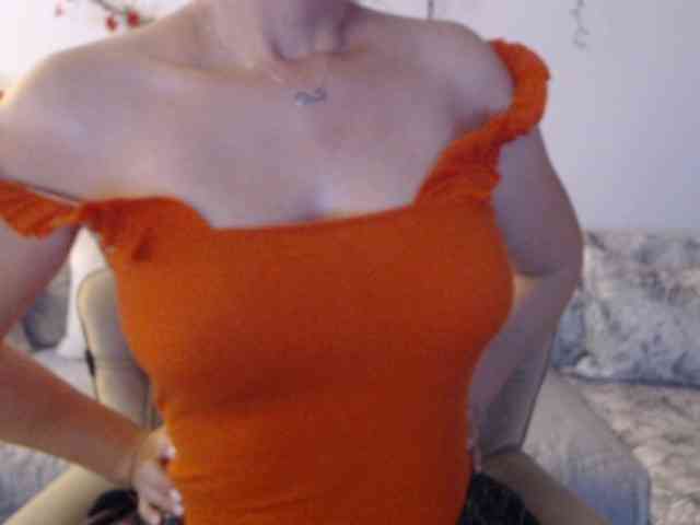 goodSnowQueen webcam
