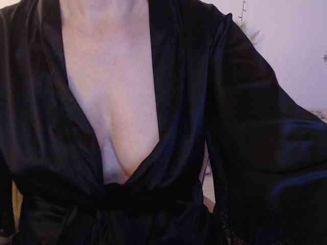 goodSnowQueen webcam