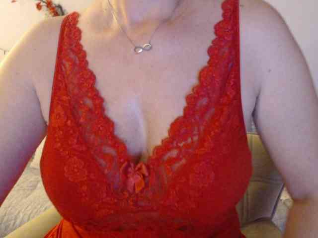 goodSnowQueen webcam