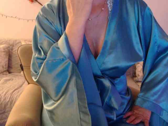 goodSnowQueen goodSnowQueen