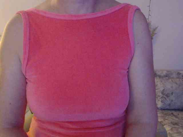 goodSnowQueen webcam