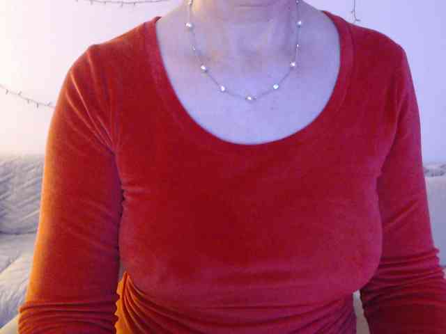 goodSnowQueen webcam