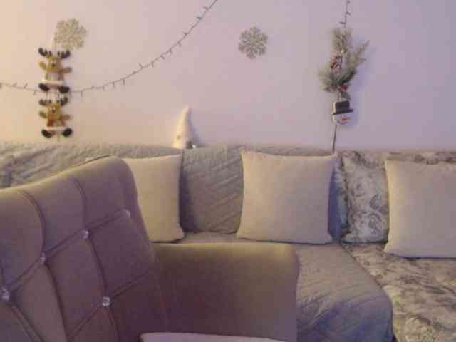 goodSnowQueen Live Webcam on BongaCams