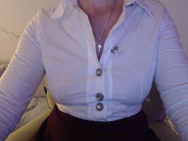 goodSnowQueen webcam