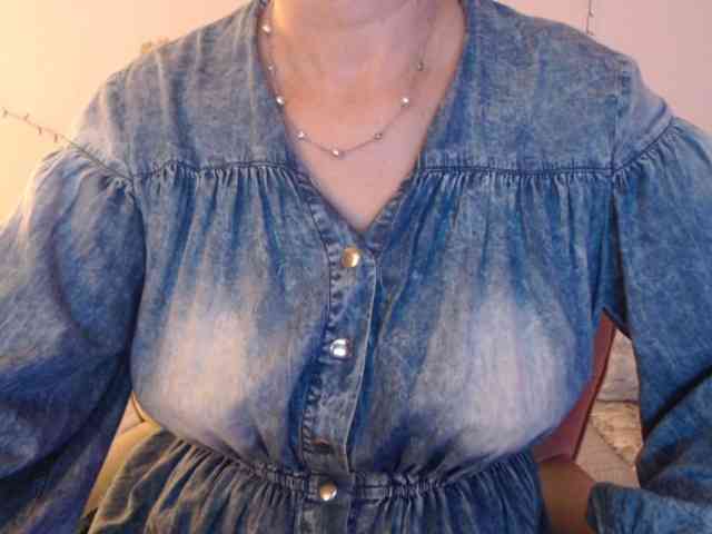 goodSnowQueen goodSnowQueen