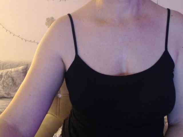 goodSnowQueen goodSnowQueen