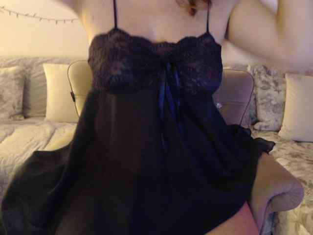 goodSnowQueen webcam