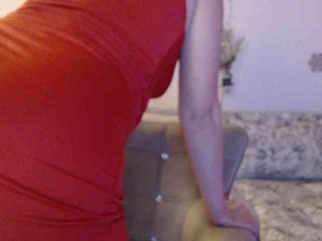 goodSnowQueen webcam