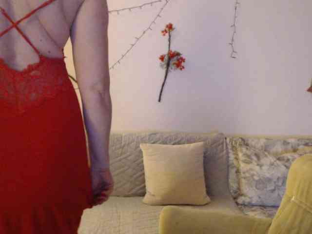 goodSnowQueen webcam