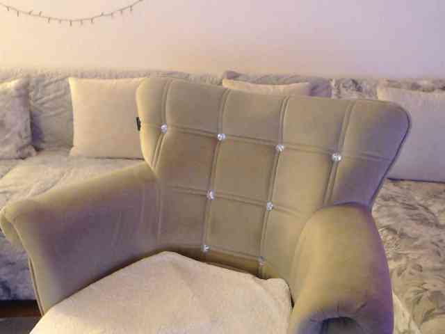 goodSnowQueen webcam