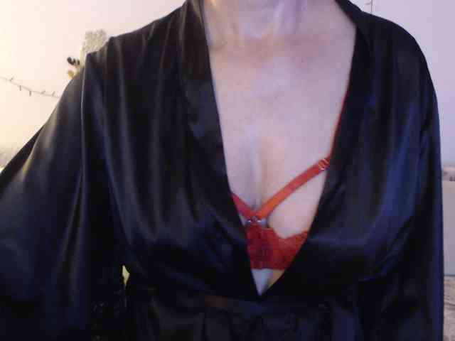 goodSnowQueen goodSnowQueen