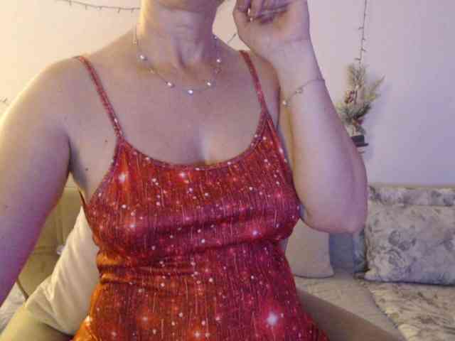 goodSnowQueen webcam