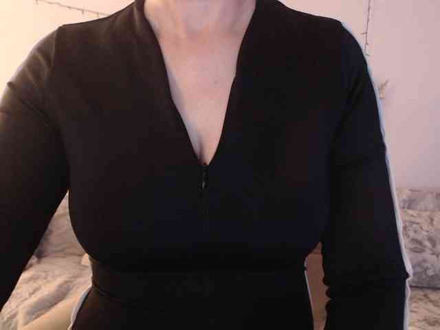 goodSnowQueen goodSnowQueen