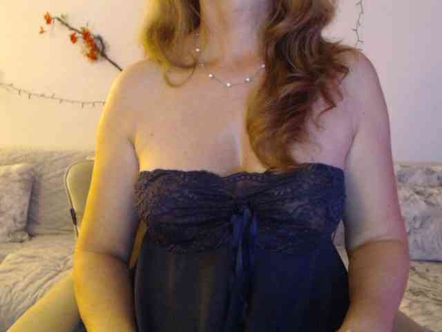 goodSnowQueen webcam