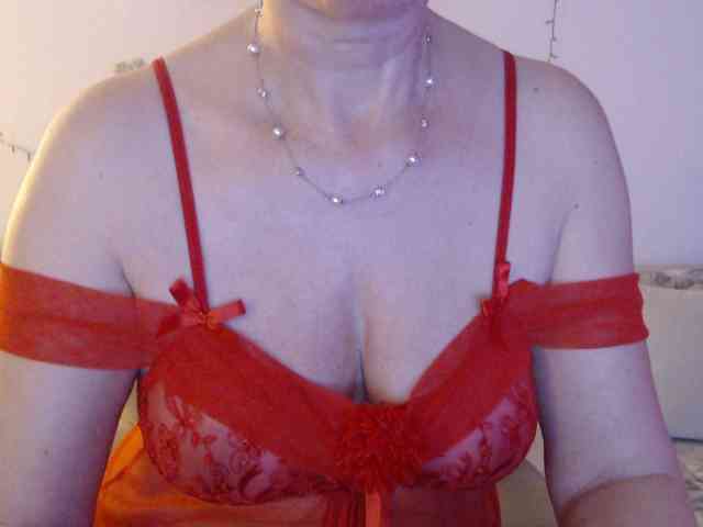 goodSnowQueen webcam