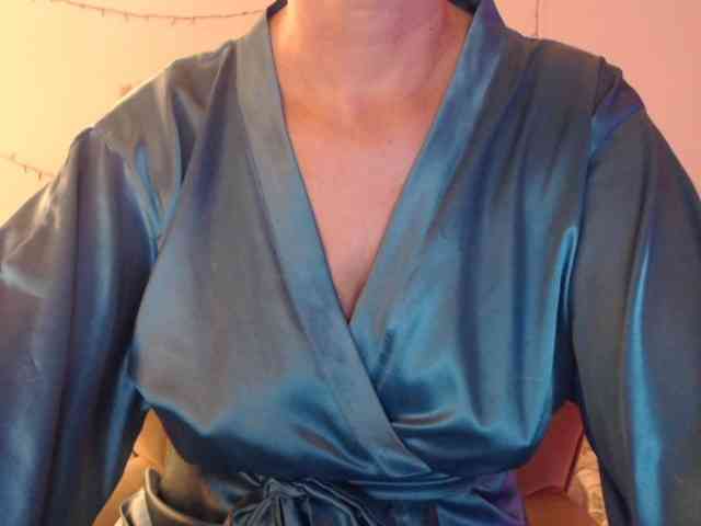 goodSnowQueen webcam