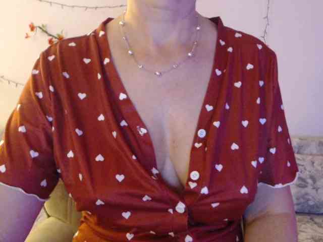 goodSnowQueen webcam